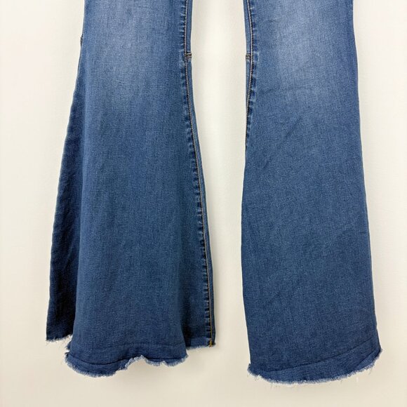 Free People Just Float On Flare Jeans Size 27 Blue Hi-rise Raw Hem Cotton Blend - Picture 5 of 10